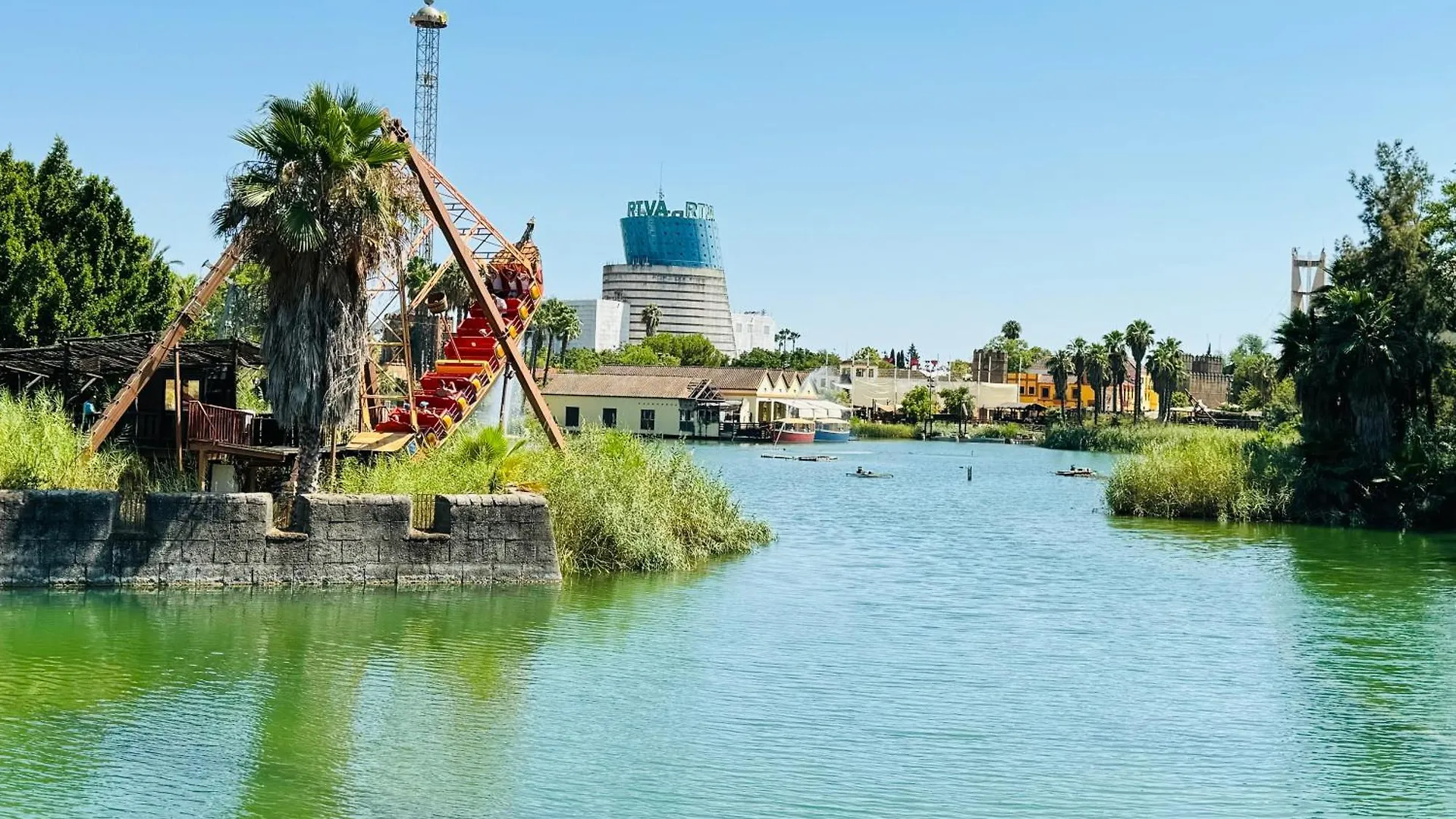 Un Espacio Diferente En Triana. Sevilla España
